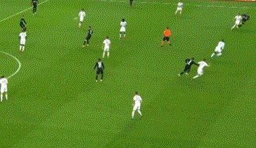 1634330962914014970.gif C7模拟器-【法甲】姆巴佩传射造逆转 巴黎主场2比1胜昂热